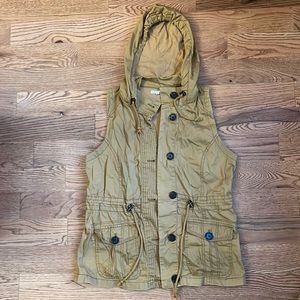Maurices Mustard Utility Cargo Vest
